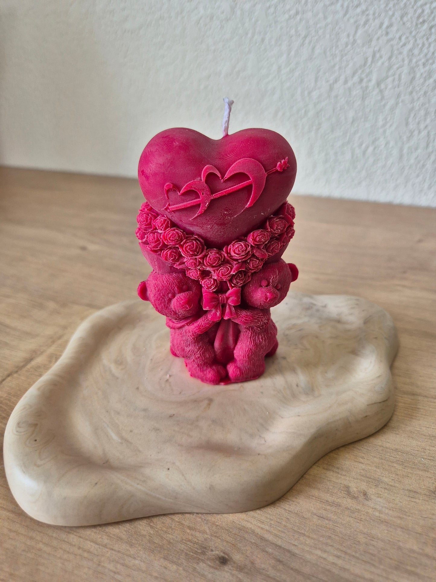 Bougie ourson avec bouquet de fleurs