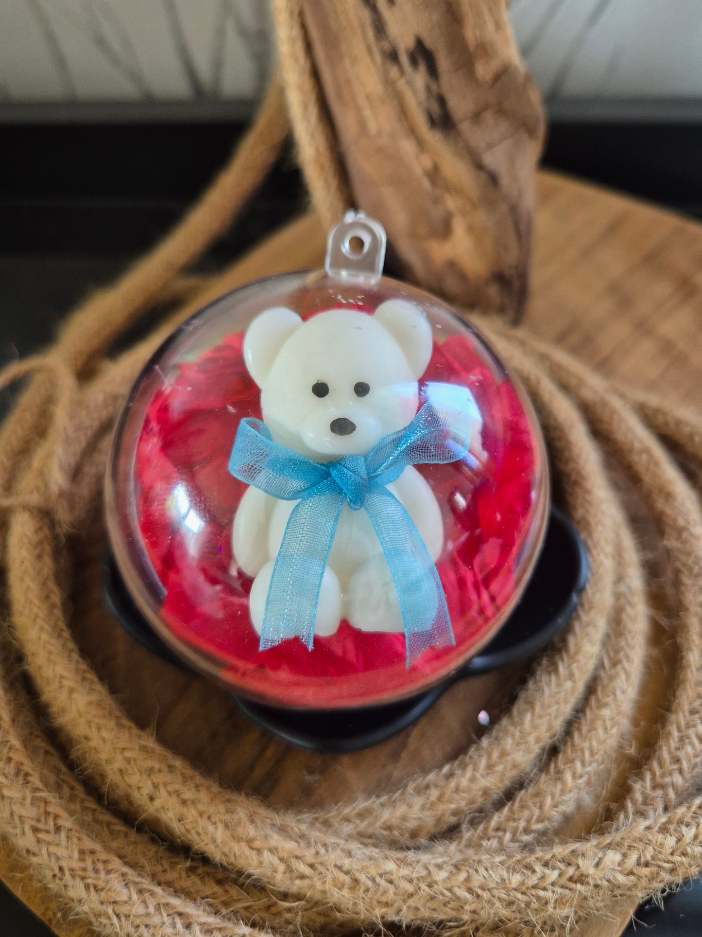 Boules de Noël avec ourson